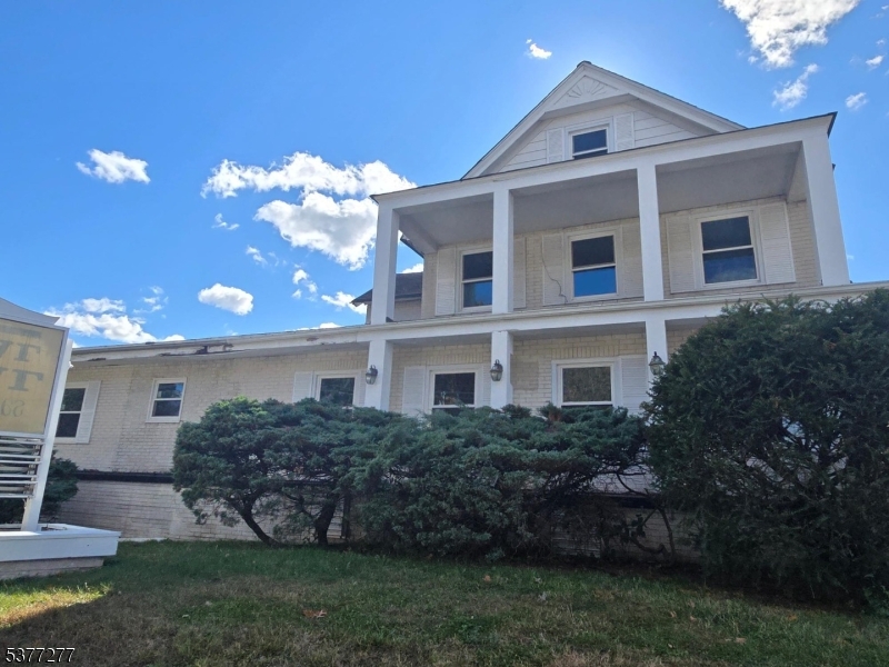 360 Us Highway 46 E. Property Photo 1
