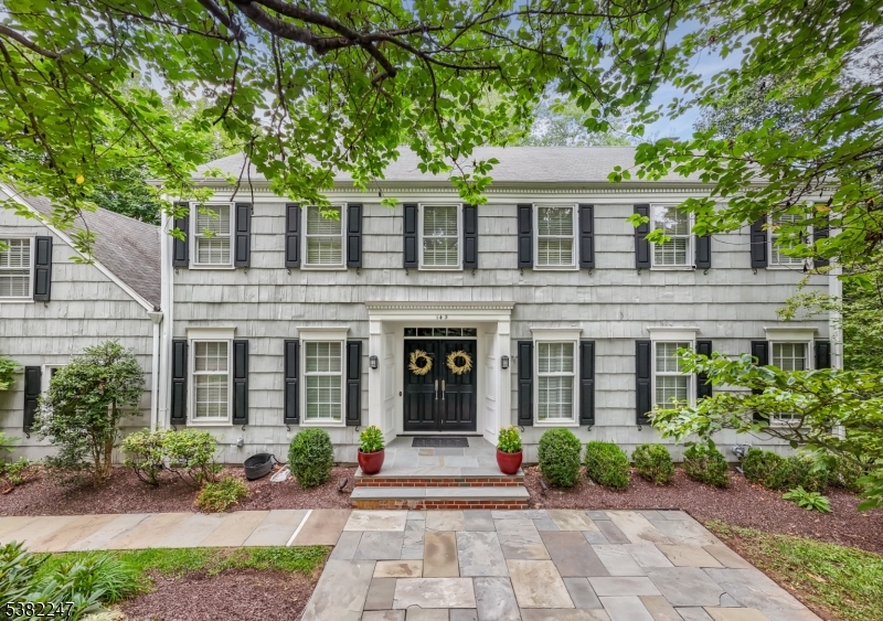 145 Colchester Rd Property Photo 1