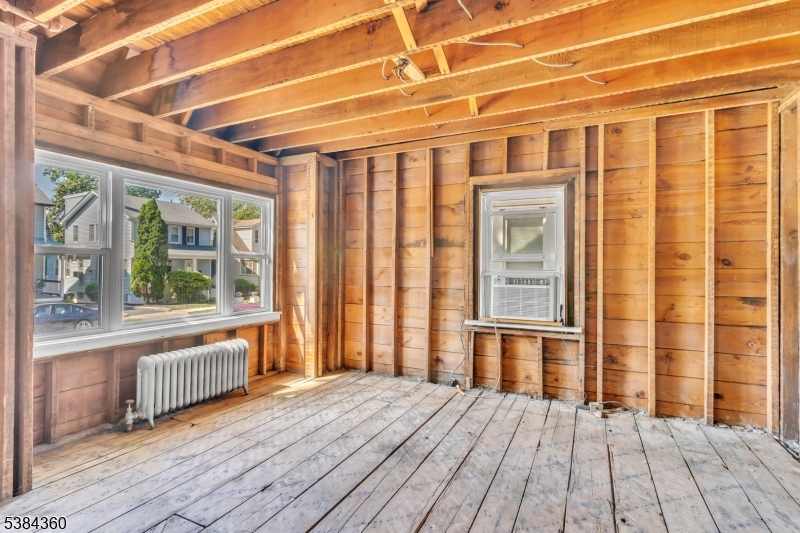 68 Richelieu Pl Property Photo 12