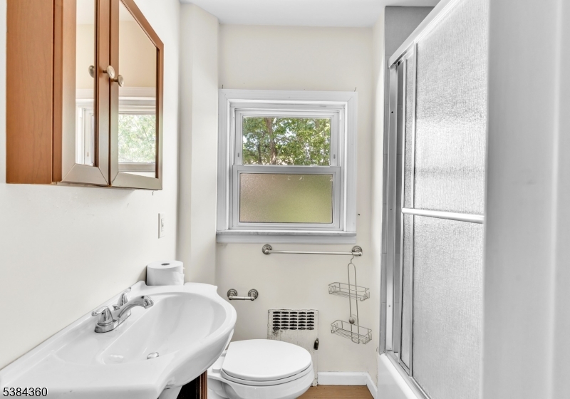 68 Richelieu Pl Property Photo 21