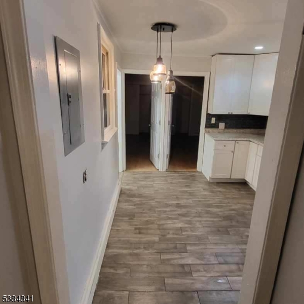 69 Riverside Dr Property Photo 1