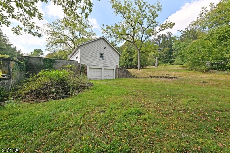 235 Wearimus Rd Property Photo 7