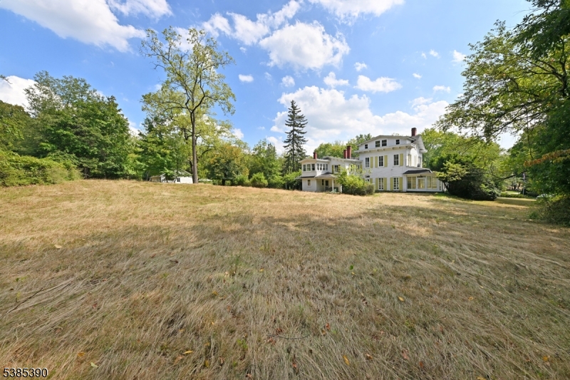235 Wearimus Rd Property Photo 14