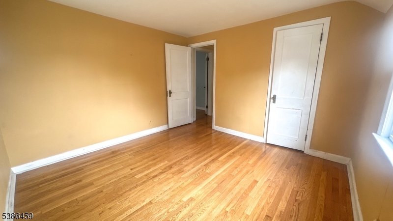 706 Cedar Ave Property Photo 9