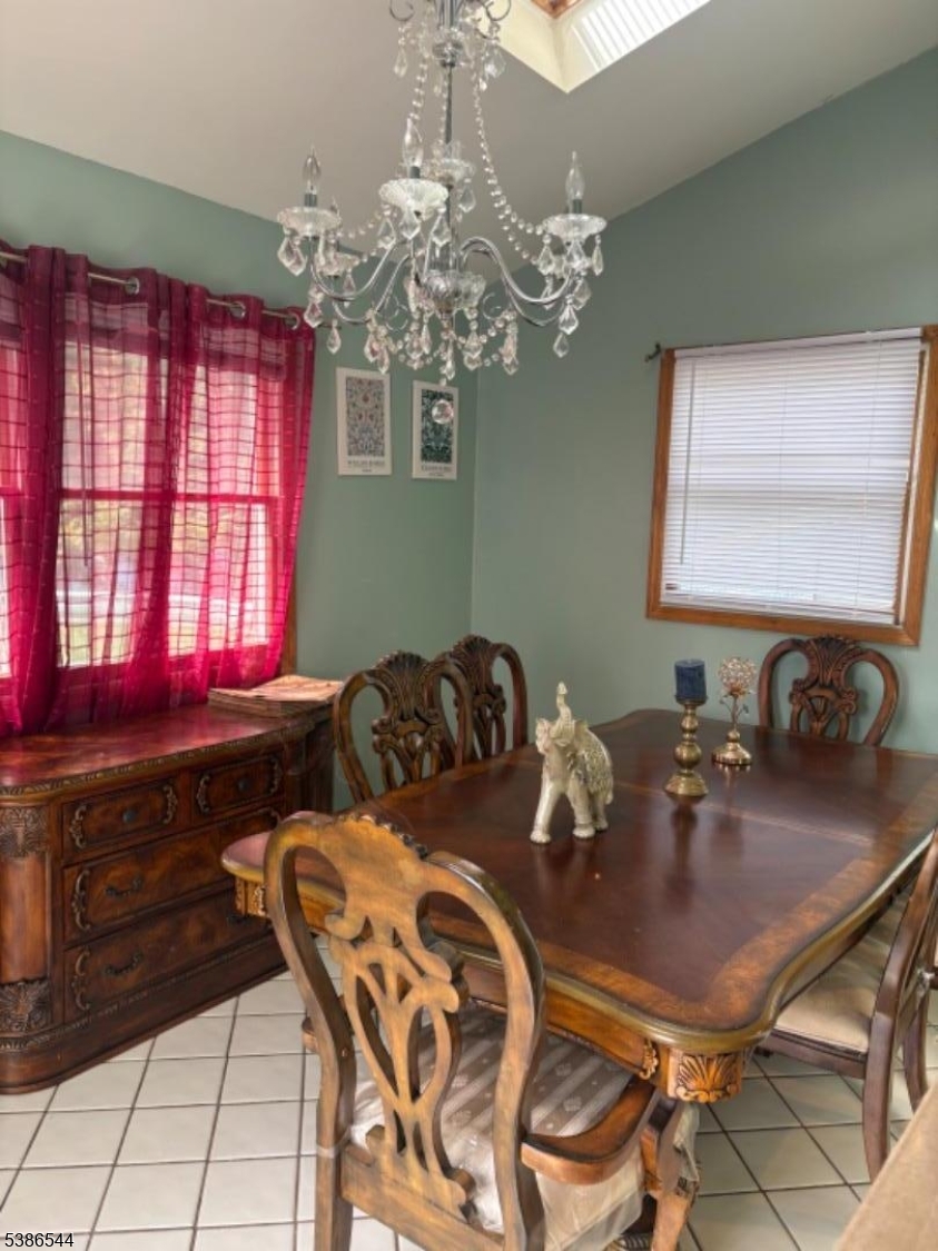 910 Apgar Ter Property Photo 11