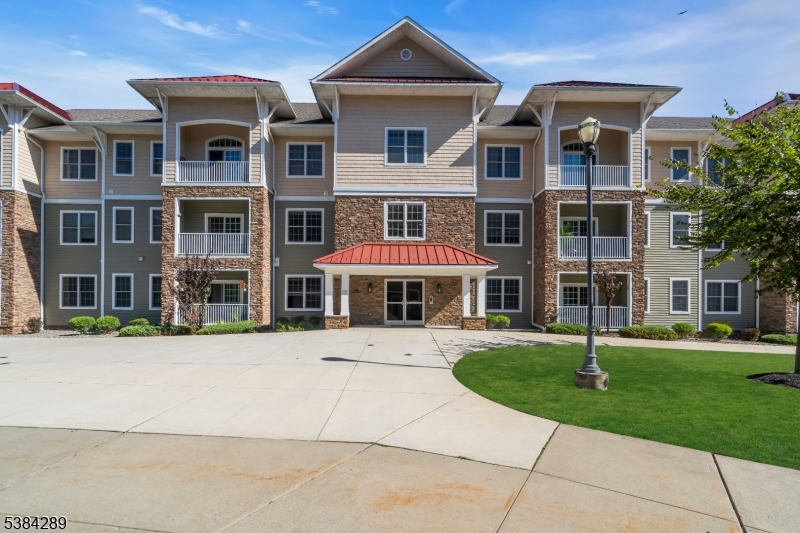 232 N Branch River Rd Property Photo 1