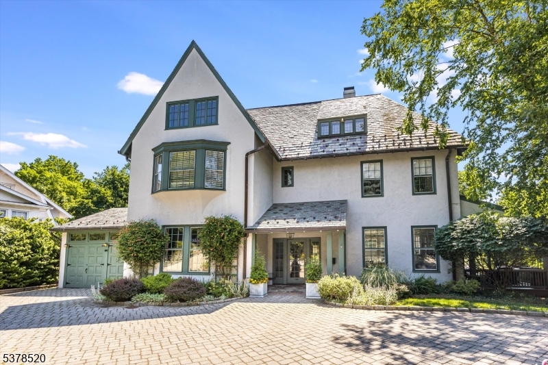 189 Upper Mountain Ave Property Photo 1