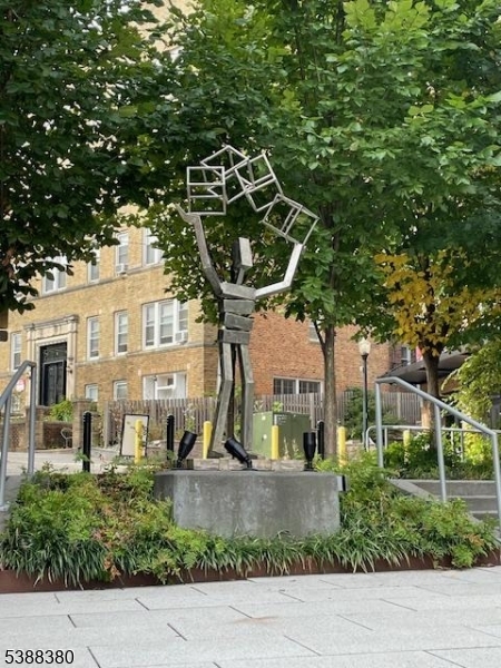 398 Bloomfield Ave Property Photo 1