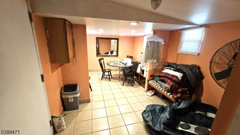 64 State St Property Photo 8