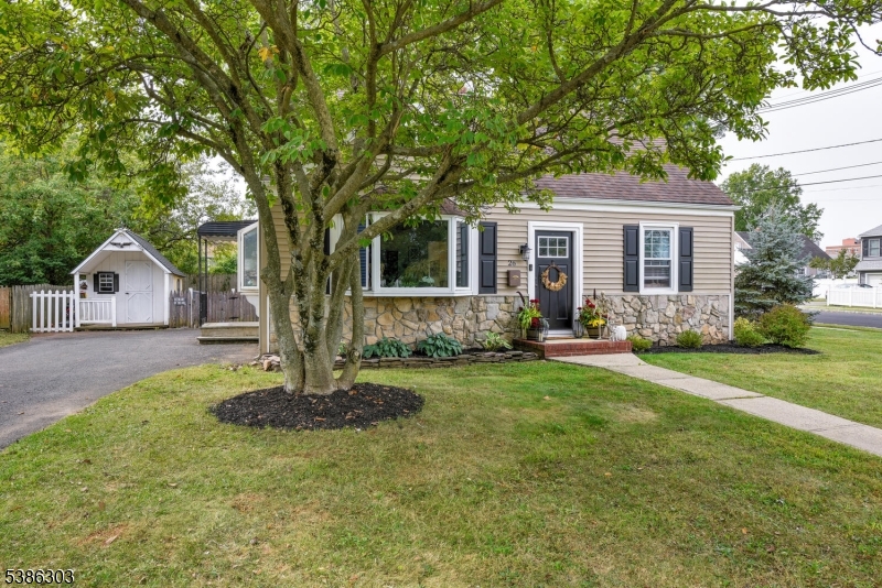 26 Putnam St Property Photo 1