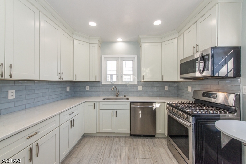 19 Walnut Pkwy 1 Property Photo 1