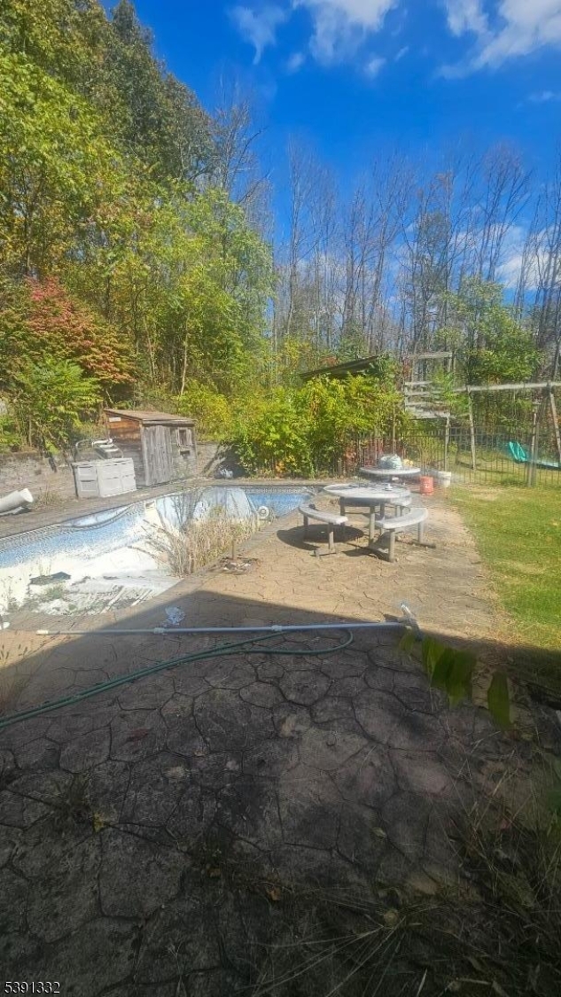 283 State Rt 284 Property Photo 29