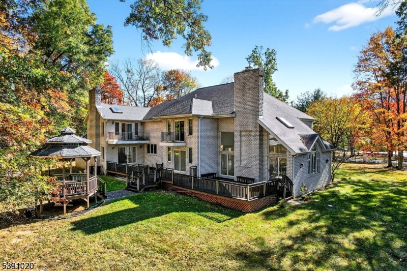 16 Benedek Property Photo 40