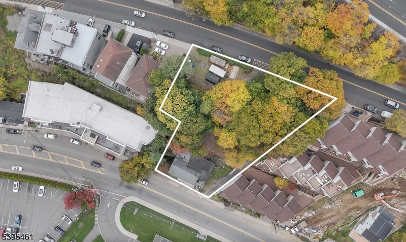 River Rd Property Photo 1