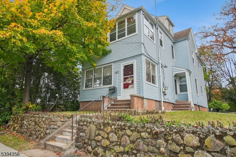 197 N Fullerton Ave Property Photo 1