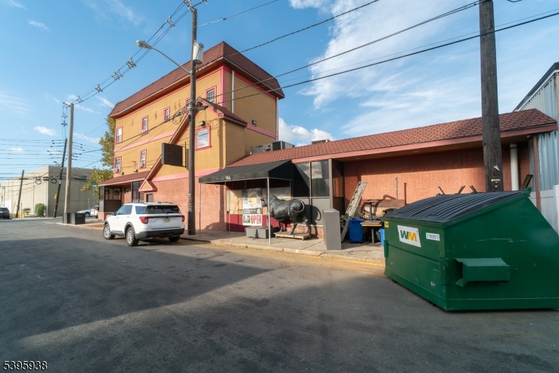 96 Avenue C Property Photo 26
