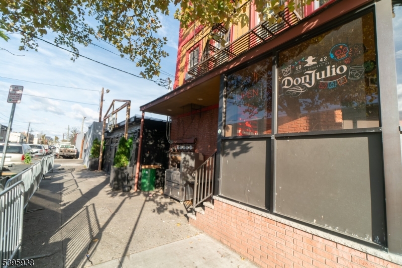 96 Avenue C Property Photo 28