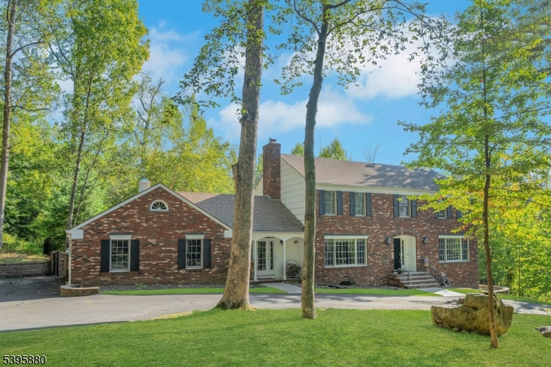 40 Lord William Penn Dr Property Photo 1