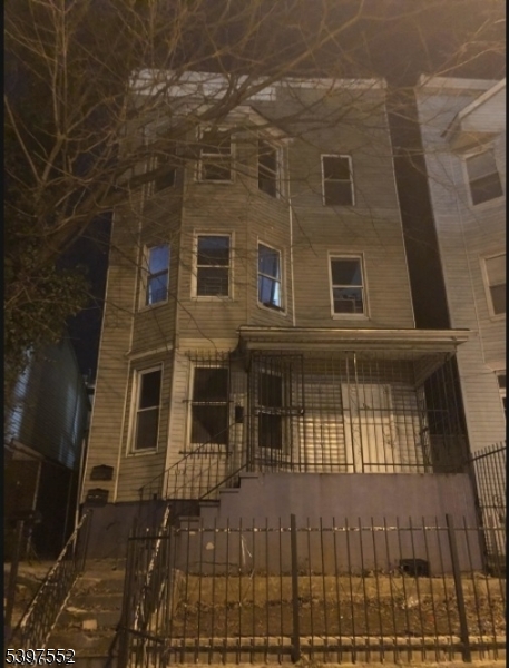 133 Elizabeth Ave Property Photo 1