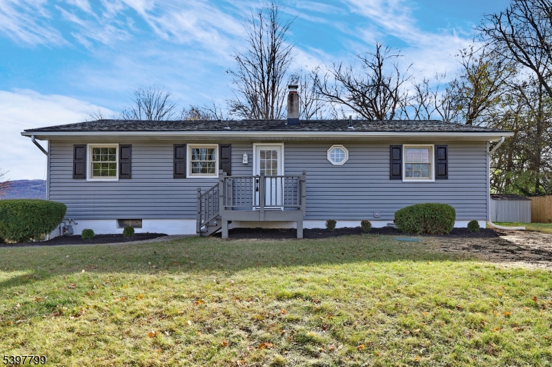 6 Van Buren Ave Property Photo 2