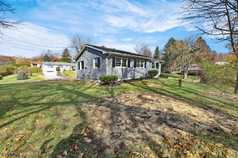 6 Van Buren Ave Property Photo 5