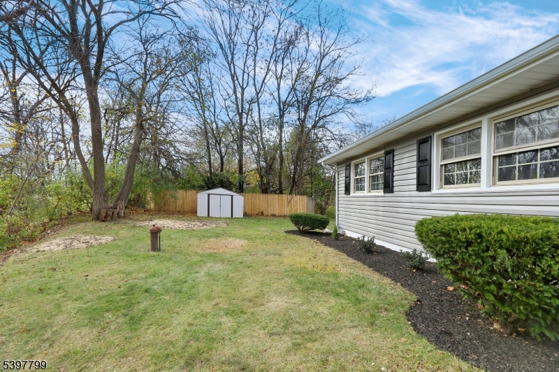 6 Van Buren Ave Property Photo 8