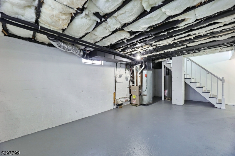 6 Van Buren Ave Property Photo 14