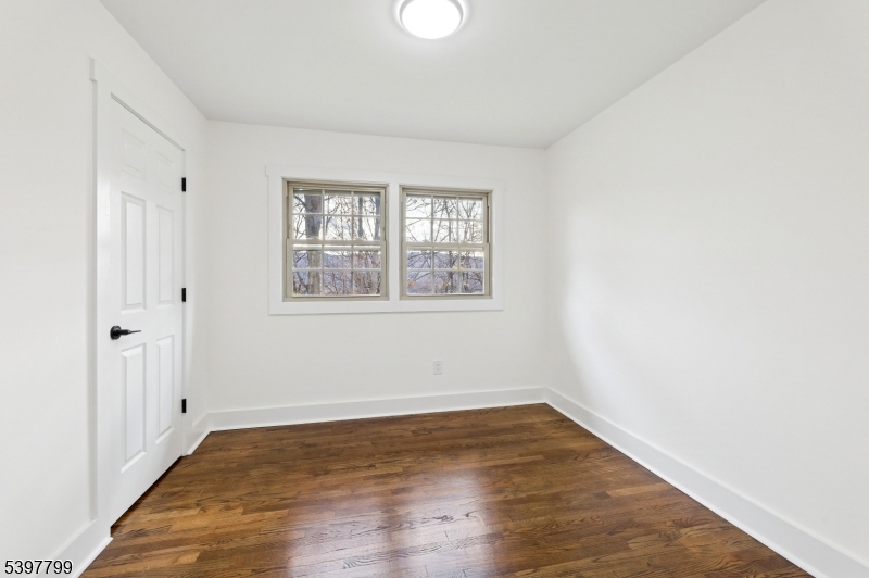 6 Van Buren Ave Property Photo 28