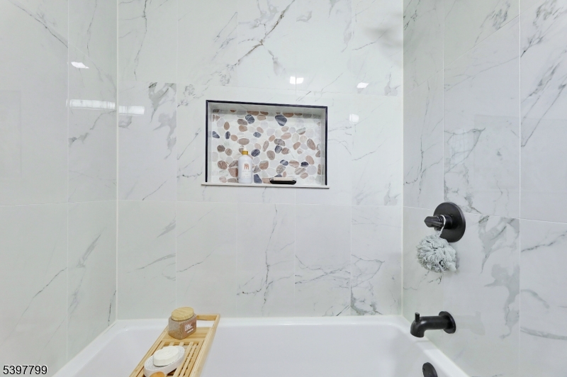 6 Van Buren Ave Property Photo 33