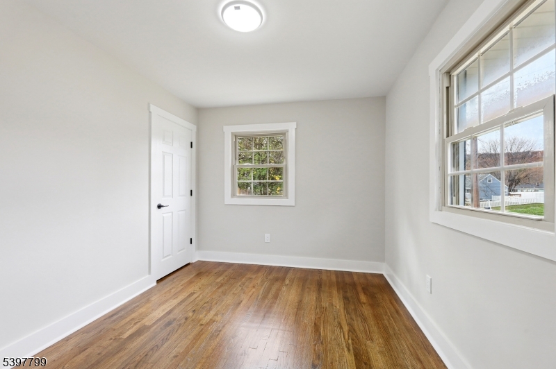 6 Van Buren Ave Property Photo 36