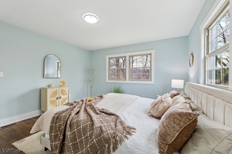 6 Van Buren Ave Property Photo 39
