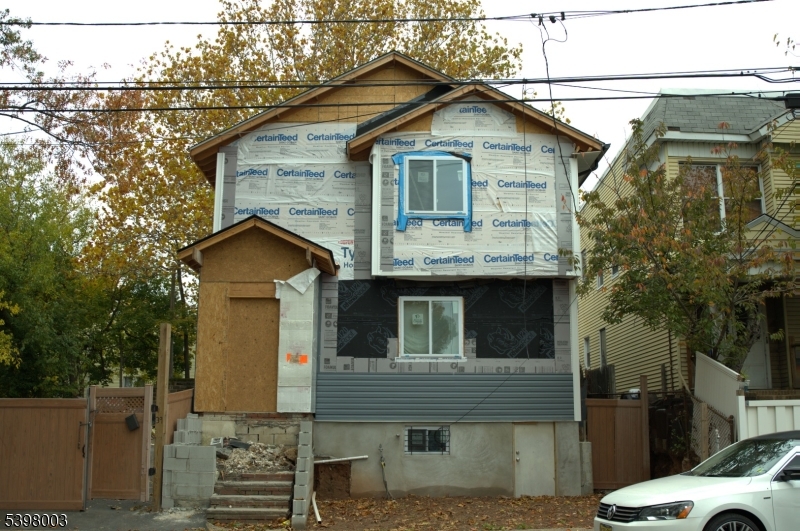 39 Wolcott Ter Property Photo 3