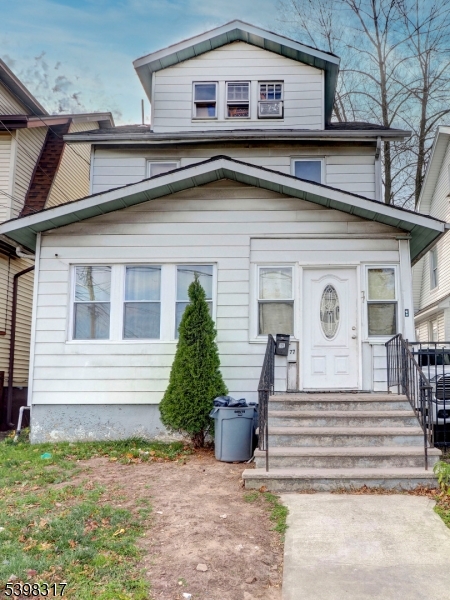 77 Delmar Pl Property Photo 1