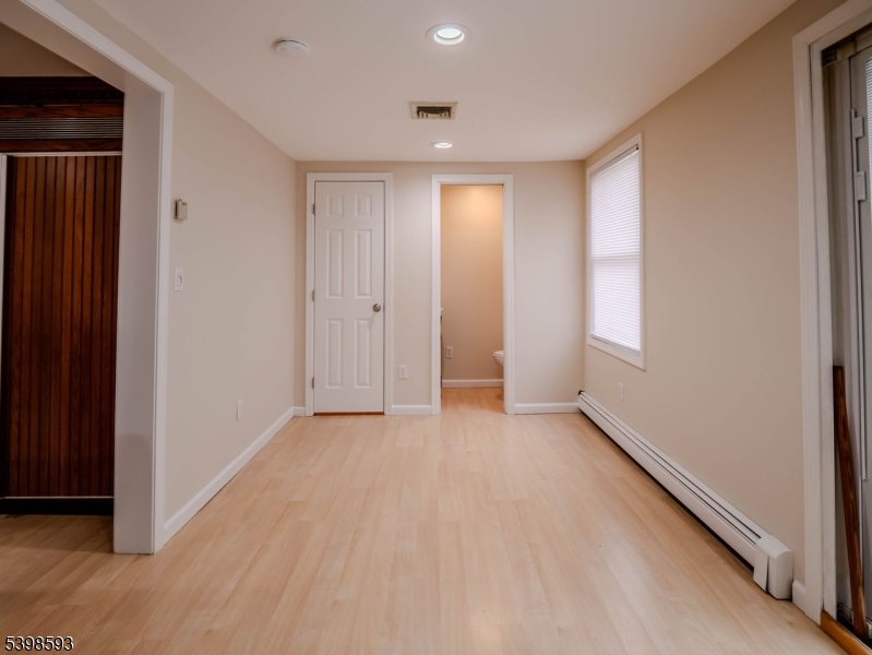 48 Unionville Ave C C Property Photo 10