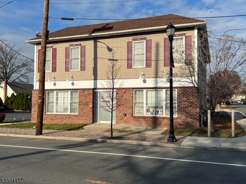 1879 Morris Ave Property Photo 1