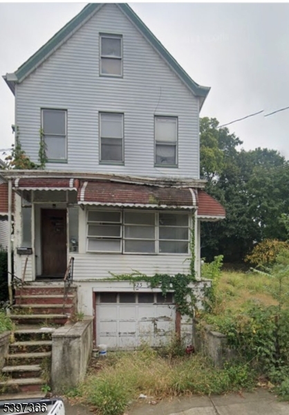 423 Highland Ave Property Photo 1