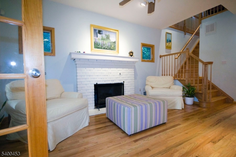 164 Osborne Ave Property Photo 1