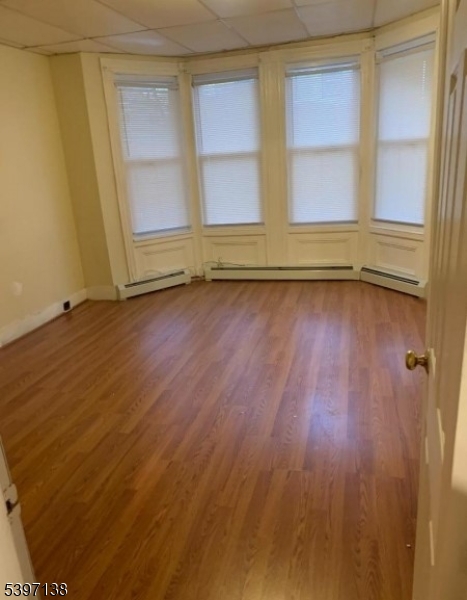 76 Jasper St Property Photo 6