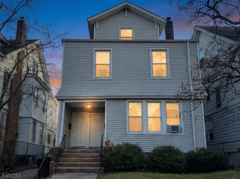 64 Schuyler Ave Property Photo 1