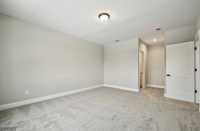 3 Bristol Ridge Rd Property Photo 39
