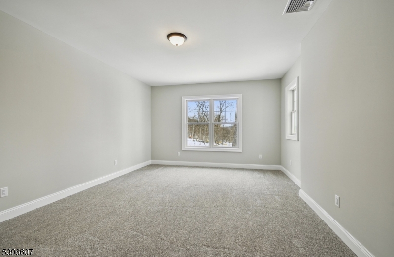 3 Bristol Ridge Rd Property Photo 42
