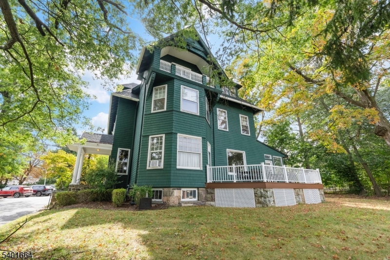1 Madison Ave Property Photo 1