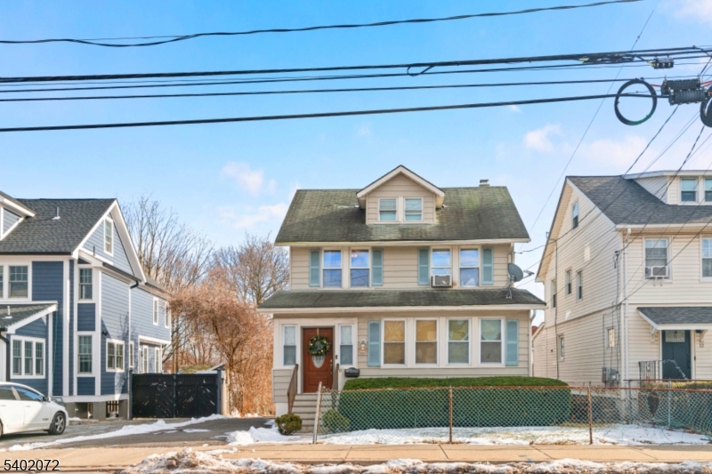 10 Harrison Ave Property Photo 1