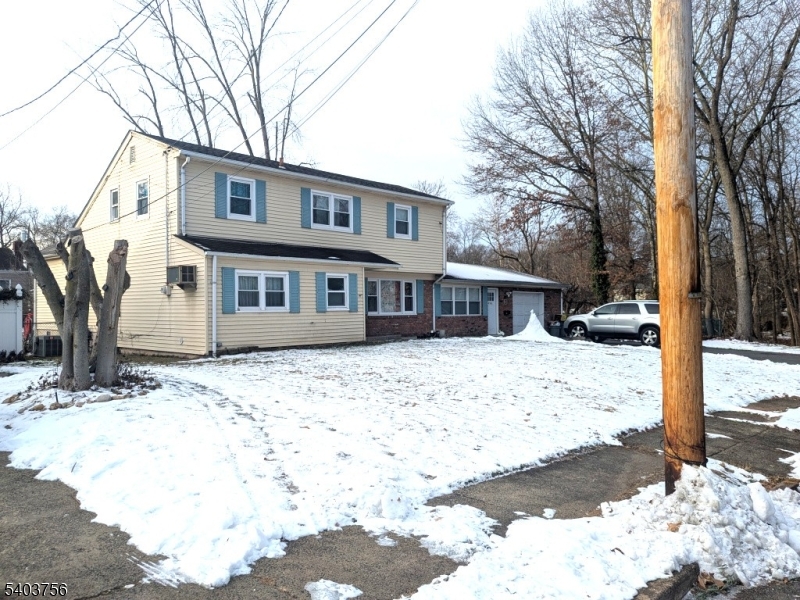 726 W Milton Ave 1 Property Photo 1