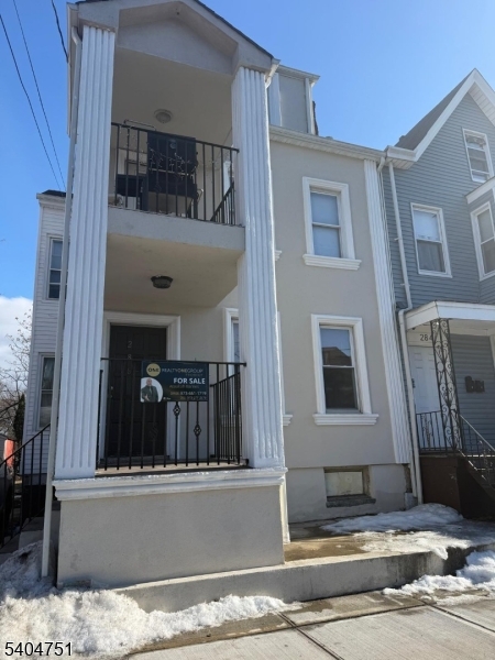 286 N 6Th St