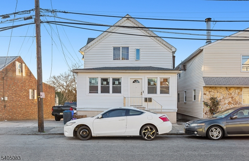 138 Nagle St Property Photo 1