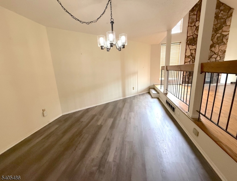 237 Kingsberry Dr 237 Property Photo 7