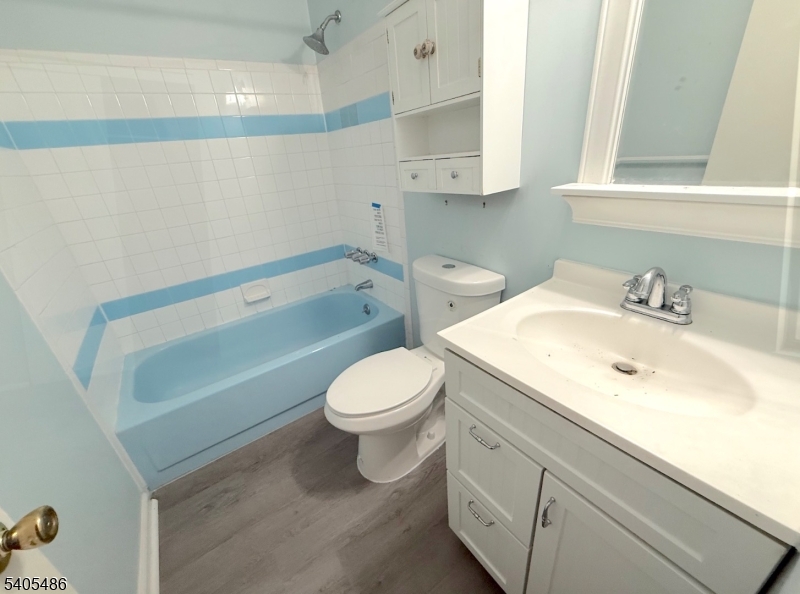 237 Kingsberry Dr 237 Property Photo 18