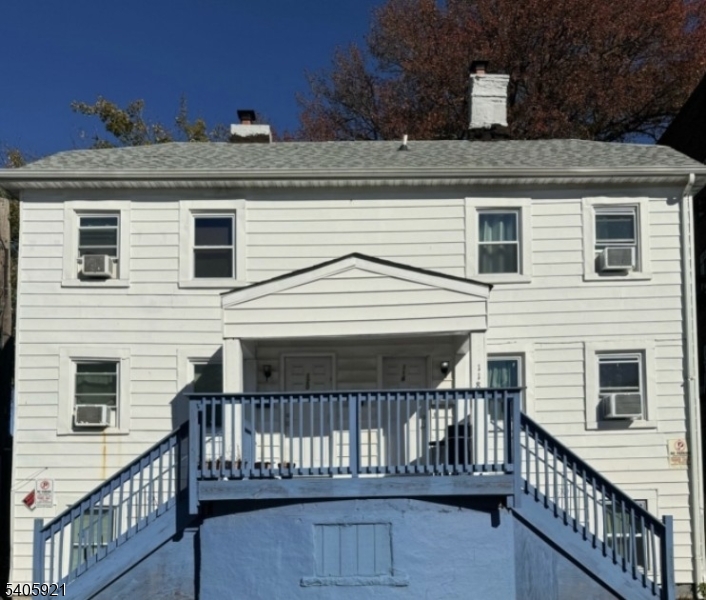 118 Lenox Ave Property Photo 1