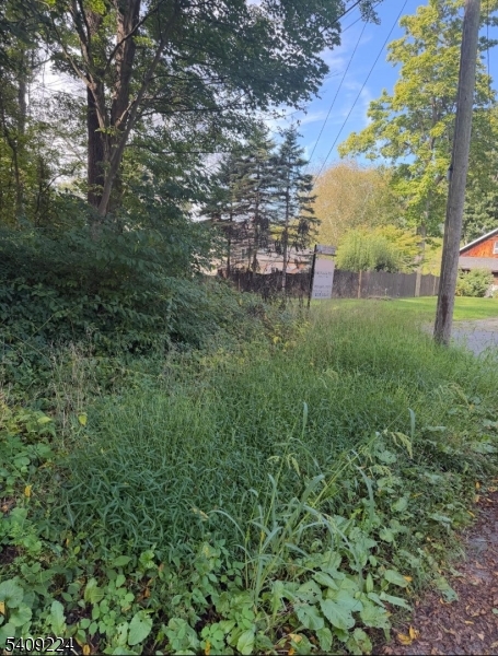 Pine Dr Property Photo 4